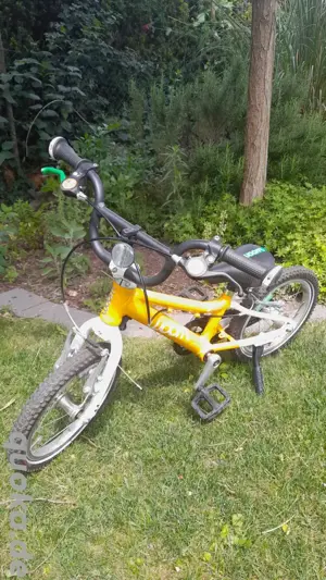 Woom 2 Kinderfahrrad Gelb   14 Zoll   inkl. Ständer   