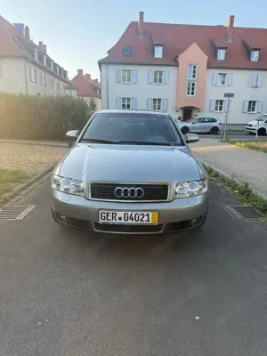 Verkaufe Audi A4 Benzin