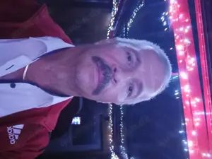 Suche eine hübsche Frau!!!