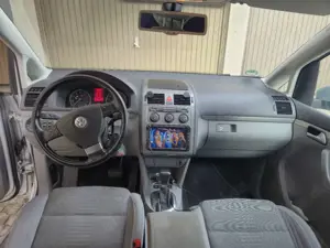 Volkswagen Touran 1.4 TSI DSG R-Line Edition