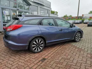 Honda Civic Sport*TÜV 09.2026*8-fach bereift*Klimaanlage Bild 4