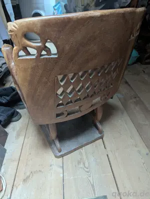 afrikanische Stühle aus einem Stamm 