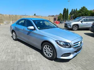 Mercedes-Benz C 180 AHK,KLIMA,NAVI,SITZHEIZUNG,TEMPOMAT