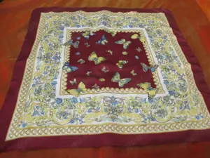 NEU Edel Schmetterlinge Butterfly Seiden Satin XXL Tuch Schal Scarf hell- blau weiß gelb- gold