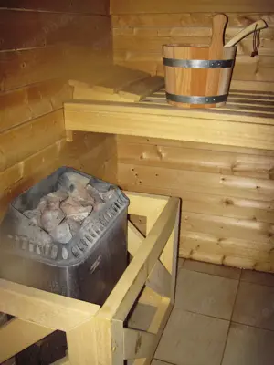 Hast du (w) Lust mich in die Sauna zu begleiten?