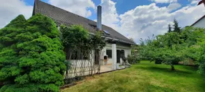 Attraktives Einfamilienhaus mit Garten in ruhiger Wohnlage 
