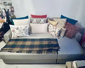 Schönes, bequemes und sehr selten benutztes Schlafsofa zu verkaufen 
