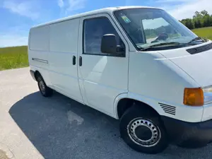 Volkswagen T4 Transporter Syncro 7DJ 1Y5/ W24 Bild 3