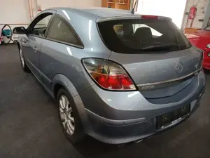 Opel Astra Bild 4