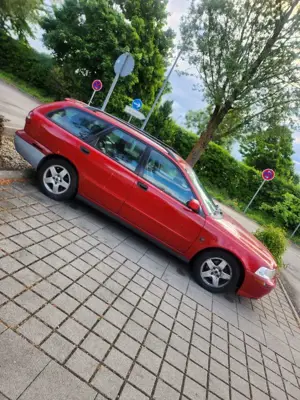 Volvo V40 Bild 3