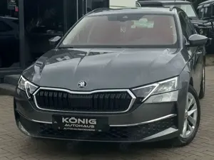 Skoda Octavia Combi 2.0 TDI 110 kW Selection RS-Sportsitze Bild 2
