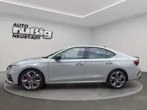 Skoda Octavia RS Plus 2.0 TSI*NAVI*LED*LEDER*CANTON*1H Bild 2