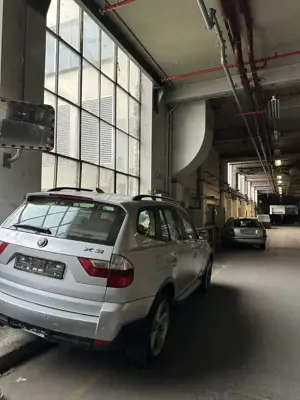 BMW X3 3.0d hat motorschaden Bild 4