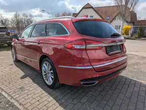 Ford Mondeo Turnier 187PS Hybrid VIGNALE Pannoramadach ACC Bild 4