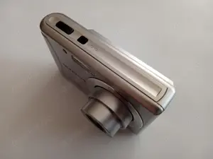 OLYMPUS T-100 12.0 MP silber neuw.+OVP+viele extras+Rechnung Bild 3