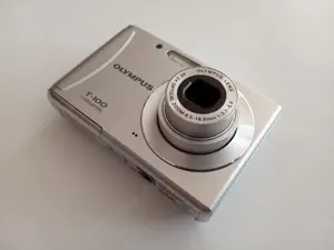 OLYMPUS T-100 12.0 MP silber neuw.+OVP+viele extras+Rechnung Bild 8