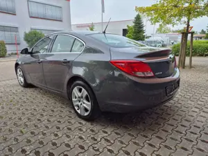 Opel Insignia Edition1,6 Ltr.-Klima-Tempomat-Tüv neu