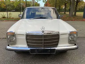 Mercedes-Benz 200 200