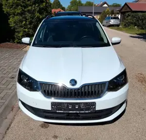 Skoda Fabia Combi Ambition Glasdach,Klima,BC,BT,Eu6