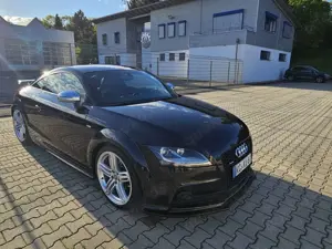 Audi TT Audi TT 8J 2.0 TFSI quattro | DSG | 3xS line |