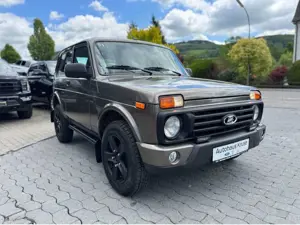 Lada Niva Urban Black Edtion