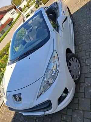 Peugeot 207 CC 120 VTi Active