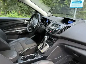 Ford Kuga 1.6 EcoBoost 4x4 Aut. Titanium