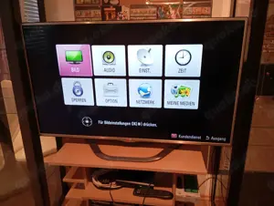 CINEMA 3D-TV mit 119 cm (47 Zoll) Bildschirm LG 47LA6136