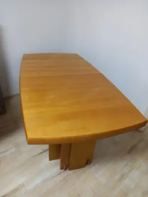 Großer ausziebarer Tisch , Buche