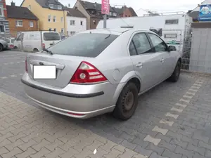 Ford Mondeo Bild 3