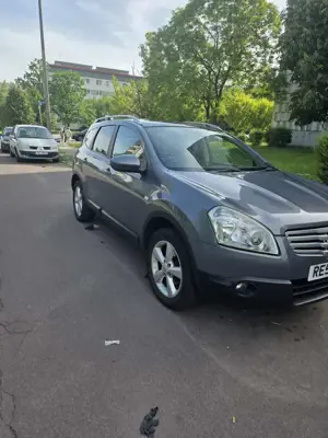 Nissan Qashqai+2