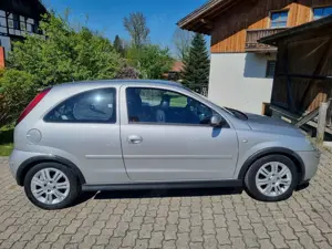 Opel Corsa Corsa 1.2 16V Bild 2