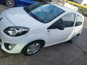 Renault Twingo Twingo 1.2 LEV 16V 75 Yahoo! Bild 4 Renault Twingo Twingo 1.2 LEV 16V 75 Yahoo! Bild 4