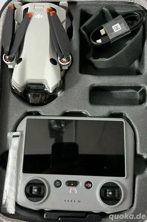 DJI Mini 4 Pro More Combo mit DJI RC 2 Drohne Kameradrohne Grau NEU