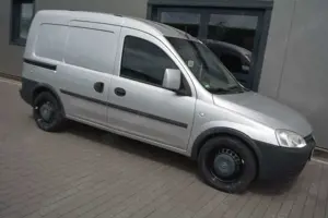 Opel Combo 1.3 CDTI Automatik-Service Bild 2