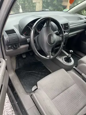 Audi A2 1.4 Bild 2