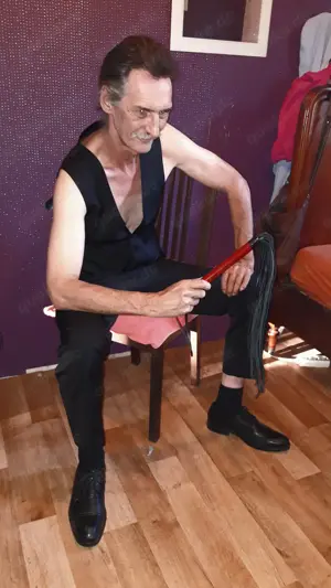 Suche Frau für sehr harten Sex! 