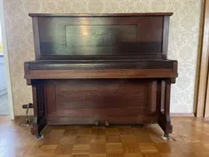 Großes Altes Klavier gut erhalten