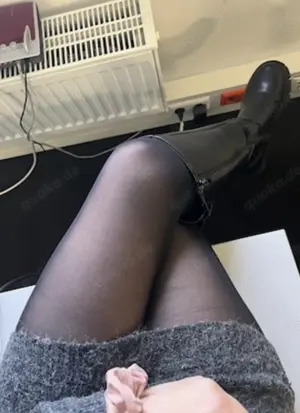 Online Erziehung Sklavenerzie-hung Webcam Telefonerziehung Fetisch Clips Und Kundenclips