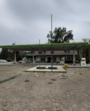 Ungarn Pirtó Tankstelle an Transitroute zu verkaufen!