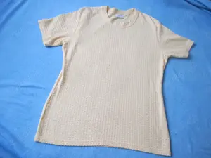 NEU Original 1980er VINTAGE Edel DESIGNER Struktur Kurzarm T- Shirt CANDA 40- 42, 44  M- L vanille