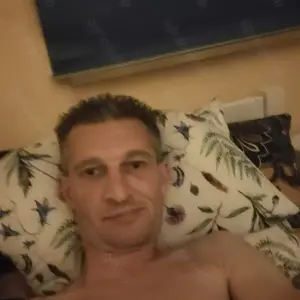 M sucht W für ein Treffen heute Spass haben zusammen   