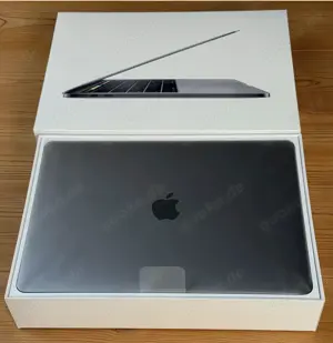Apple MacBook Pro *13,3 Zoll *TOUCHBAR *2018 *i5 *8GB *256GB 2,3 GHz *Space Grau