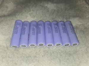 8 Stück Samsung 18650 er wiederaufladbare Batterien gebraucht für z.b. E-Zigaretten