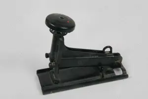 Tacker Klammeraffe Sphinx Elastic 83 Handtacker 1930 deutsches Patent Deko defekt