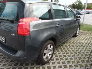 Peugeot 5008 1.6 HDI 112ps 6.Gang Getriebe Euro 5 Unfallfrei