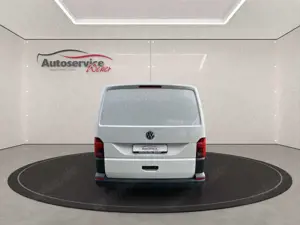 Volkswagen T6 Transporter T6.1 Transporter Kaste lang/LED/Standh/Navi/ACC Bild 4