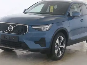 Volvo XC40 B3 Core Automatik Bild 3