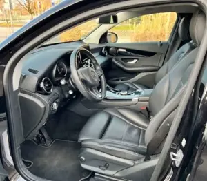 Mercedes-Benz GLC 250 4Matic Coupe Bild 3
