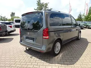 Mercedes-Benz V 300 d kompakt 9G-TRONIC Edition Burmester AMG Bild 5
